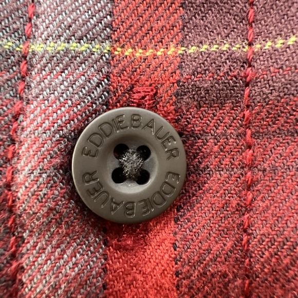 Eddie Bauer Men's Red & Gray Plaid Long Sleeve Shirt Size Large - Picture 6 of 12
